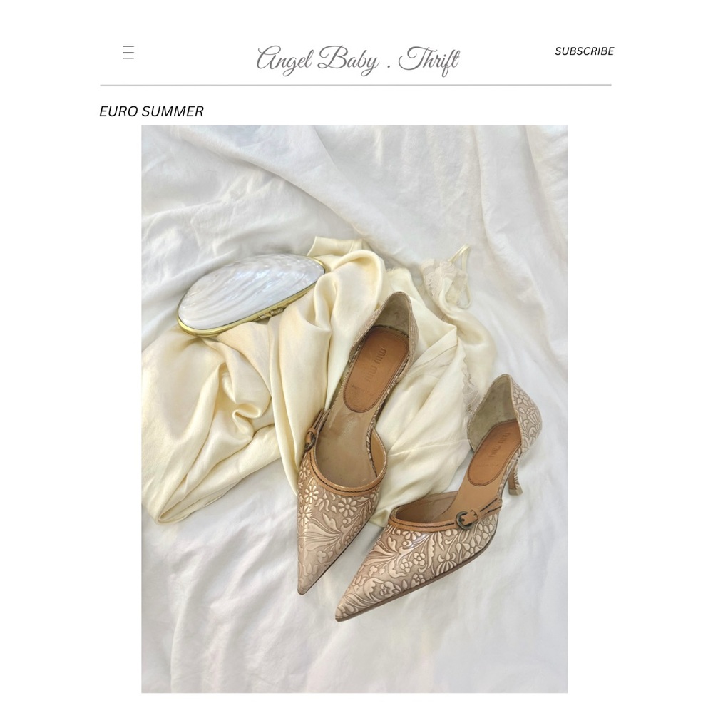 Vintage Floral Carving Leather Miu Miu Cream Beige Pointed Toe Kitten Heels